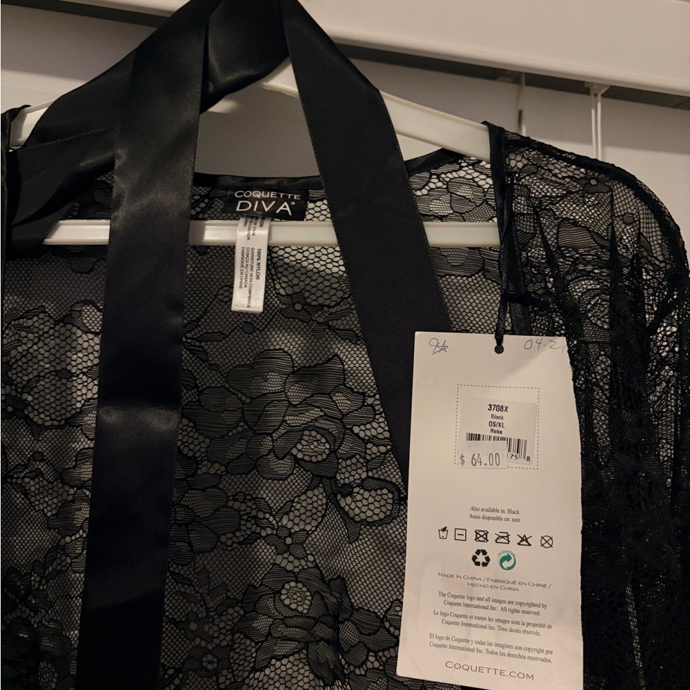 Black Coquette Lace Robe - Picture 2 of 3